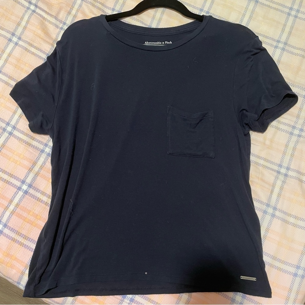 Abercromie & Fitch T shirt
